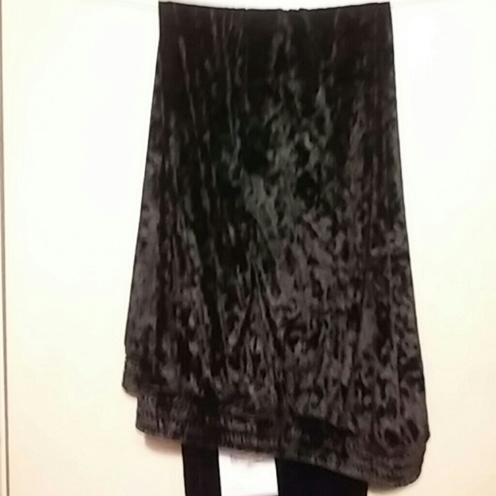 Black velour new pants